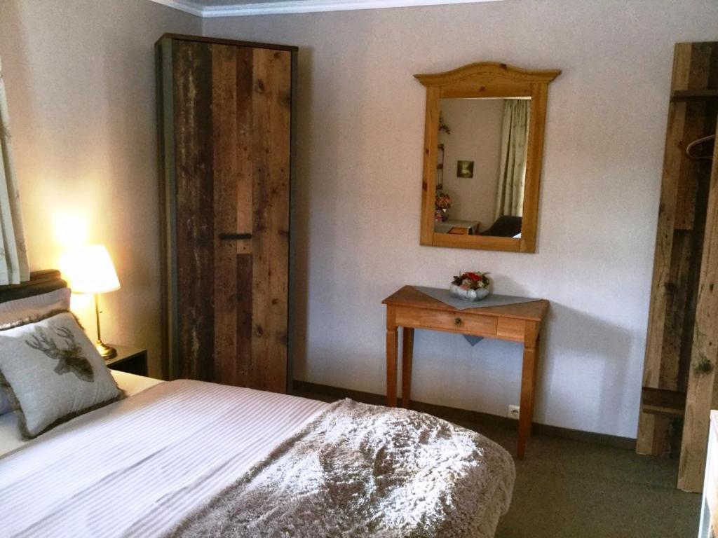 Pension Louise Hotel Reit im Winkl Kültér fotó